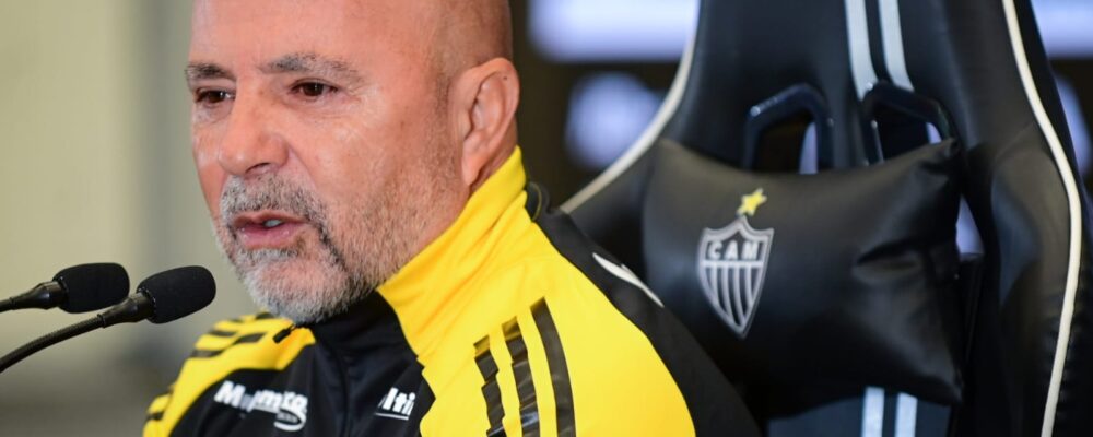Sampaoli cita necessidade de ‘mudança rápida’ no Atlético