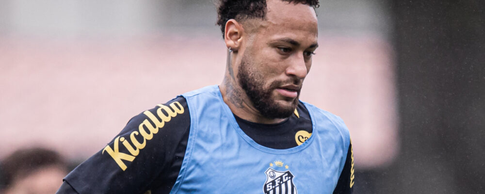 Santos confirma nova lesão de Neymar, que vira desfalque