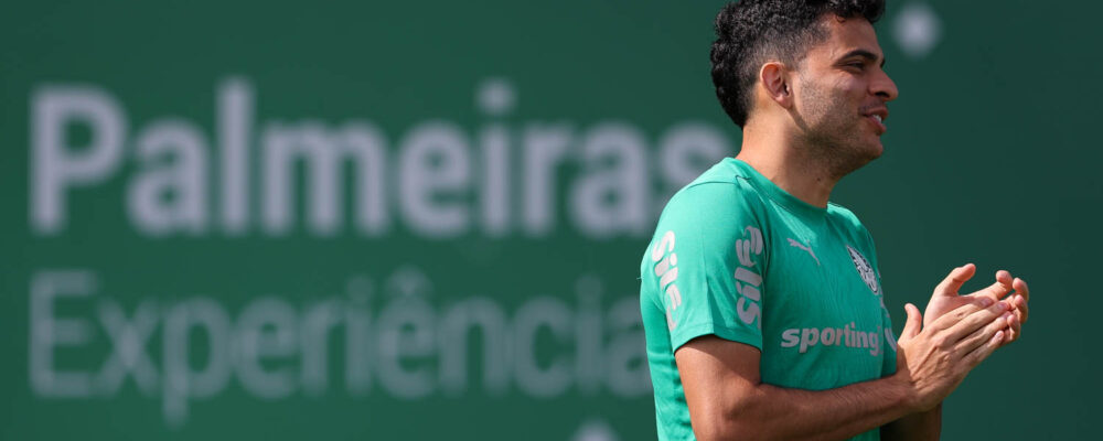 Ex-xodó do Cruzeiro luta para voltar a jogar após quase 600 dias