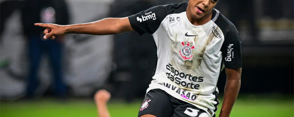 Corinthians bate Athletico-PR e espera Cruzeiro ou Atlético na Copa do Brasil