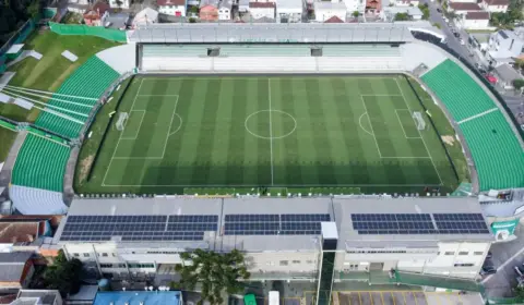 Flamengo enfrenta casa cheia e Alfredo Jaconi para tentar quebrar tabu de 28 anos