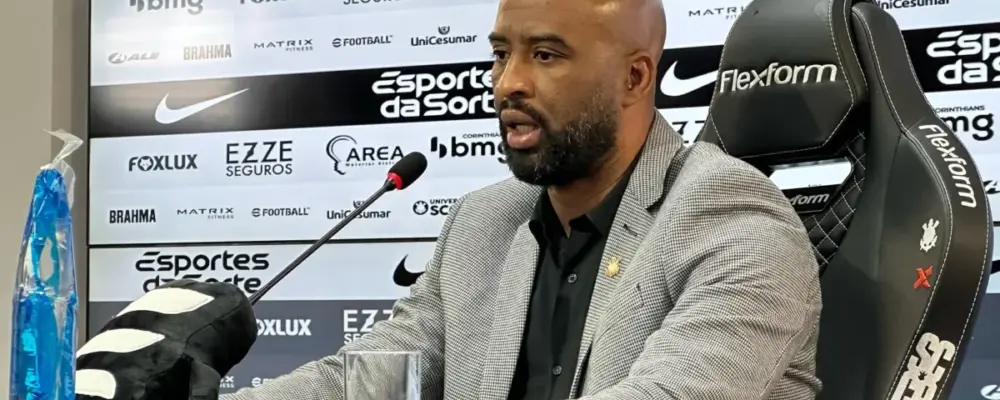 Diretor do Corinthians será julgado pelo STJD por reclamações contra arbitragem