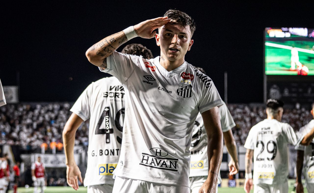 Barreal comemora gol pelo Santos contra o Atlético - (foto: Divulgação/Santos)