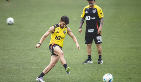 Sampaoli relaciona 24 jogadores para Bolívar x Atlético; veja lista