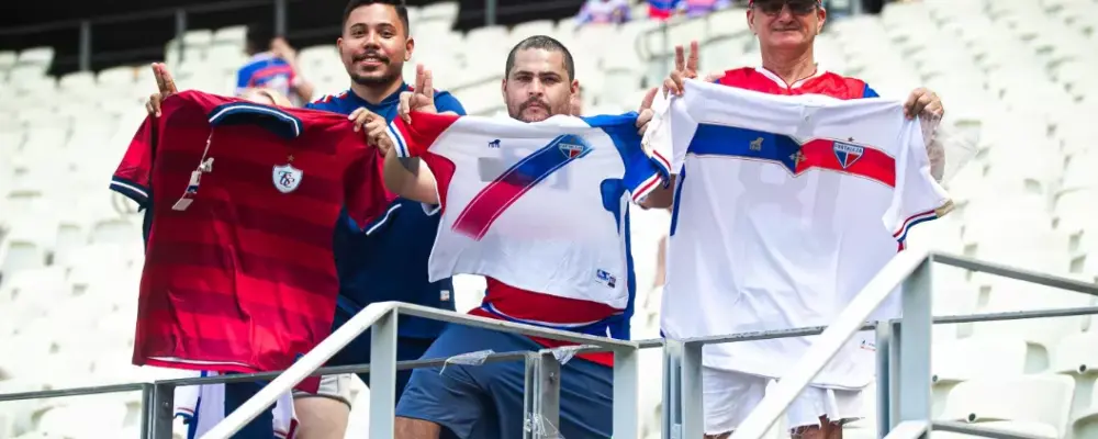 Fortaleza faz ativação com torcedores para celebrar o retorno de Lucas Crispim