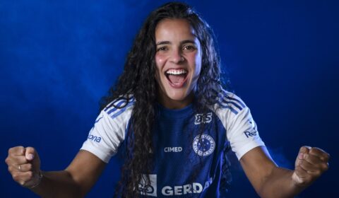 Cruzeiro anuncia venda milionária de lateral ao PSG