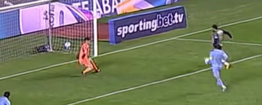 Hulk explica por que perdeu chance clara de gol em Bolívar x Atlético