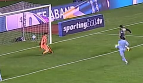 Hulk explica por que perdeu chance clara de gol em Bolívar x Atlético