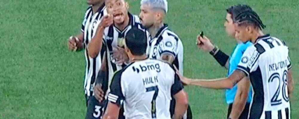 Dublador desvenda treta de Marlon e Hulk em Botafogo x Atlético: ‘Xingou minha mãe’