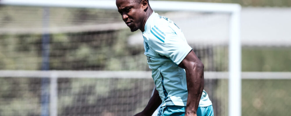 Sinisterra sofre lesão e desfalca Cruzeiro contra Bragantino No Ataque