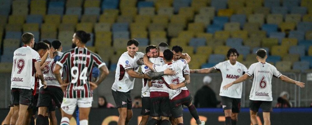 Fluminense cede empate ao Lanús no Maracanã e é eliminado da Sul-Americana