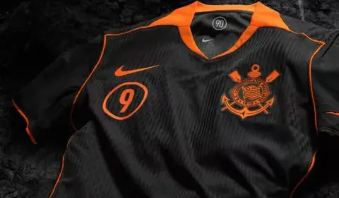 Corinthians lança camisa e pode estrear contra o Flamengo na Neo Química