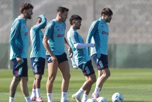 Flamengo faz último treino antes de decisão contra o Estudiantes pela Libertadores