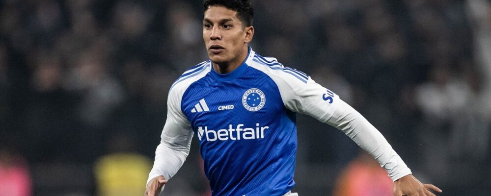 Os oito pendurados do Cruzeiro diante do Vasco no Brasileirão