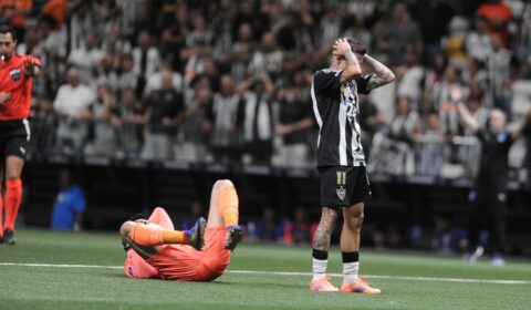 Bernard revela que quase foi desfalque em Atlético x Bolívar; saiba motivo