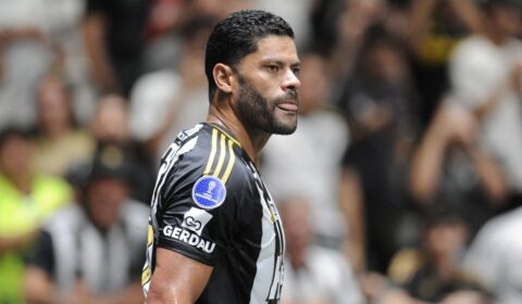 Hulk quer ficar no Atlético, mas não crava permanência em 2026