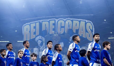 Defensor relembra pressão no Cruzeiro: ‘Falaram que eu ia sair e continuo aqui’