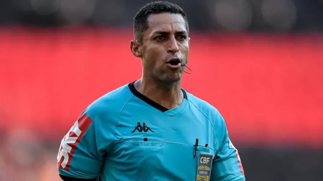 Árbitro Rodrigo José Pereira de Lima - (foto: Thiago Ribeiro)