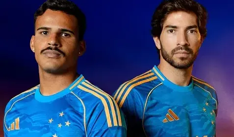 Cruzeiro lança nova camisa azul dourada inspirada no Rio São Francisco