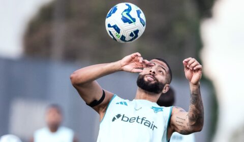 Jogador do Cruzeiro volta a ser relacionado após quase oito meses
