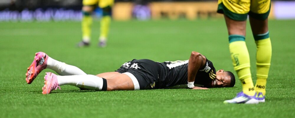 Atacante se machuca contra o Mirassol e vira preocupação no Atlético