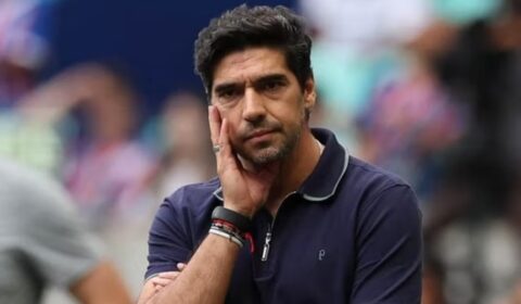 Abel detona gramado da Fonte Nova em derrota do Palmeiras: ‘Parecia de rachão’