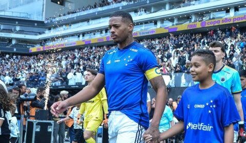 Jogador revelado pelo Cruzeiro será operado no clube após sofrer grave lesão