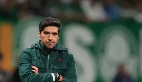 Abel indica que renovará com o Palmeiras: ‘Não preciso de papel para ficar’