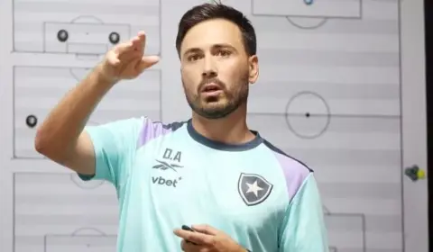 Ancelotti lamenta queda do Botafogo e projeta foco no Brasileiro