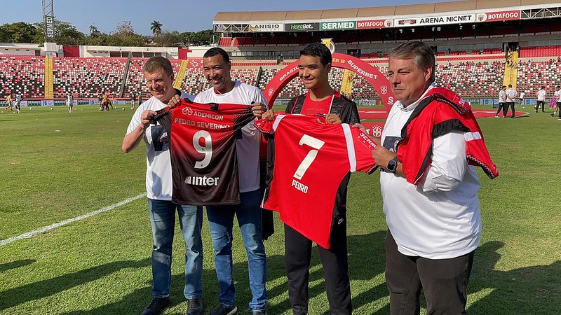 Botafogo x Athletico Paranaense - Série B - 06/09/2025