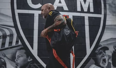 Atlético-MG inicia planejamento com Sampaoli para 2026