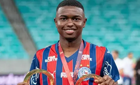 Bahia renova com Sidney até 2028 após destaque em 2025