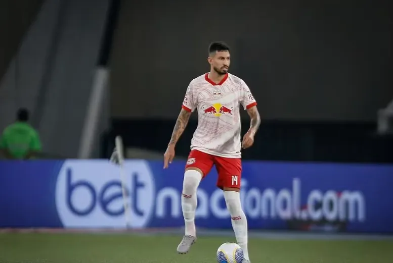 AriFerreira Bragantino 2025 2