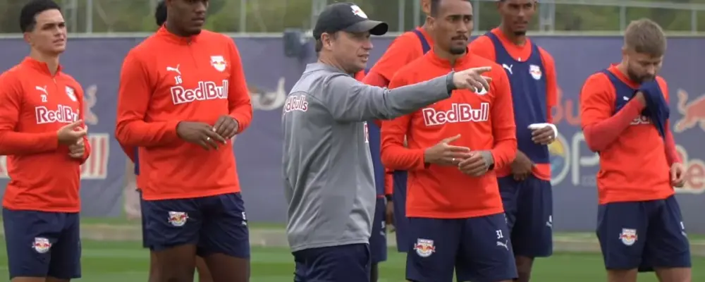 Bragantino foca no Cruzeiro após empate com Sport no Brasileirão