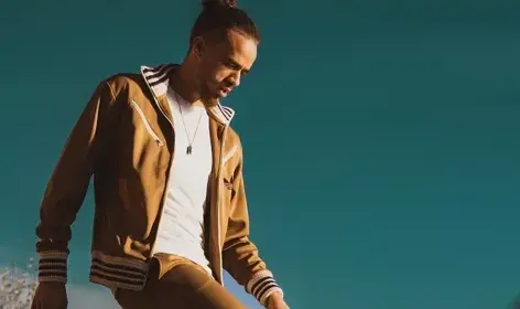 Brahimi aguarda visto e deve ser o último reforço do Santos na temporada