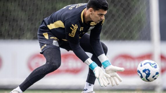 Goleiro do Santos durante treino (foto: Baretta/Santos)