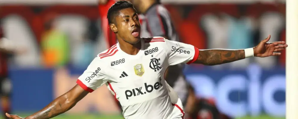 Bruno Henrique, do Flamengo, segue réu por fraude esportiva