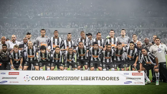 Elenco campeão da Libertadores de 2013 pelo Atlético (foto: Bruno Cantini/Atlético)