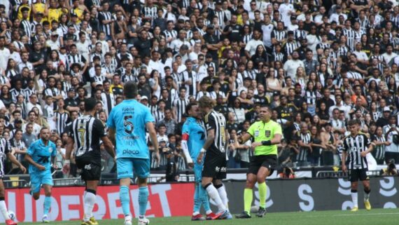 Atlético e Santos (foto: Edesio Ferreira/EM/D.A Press)