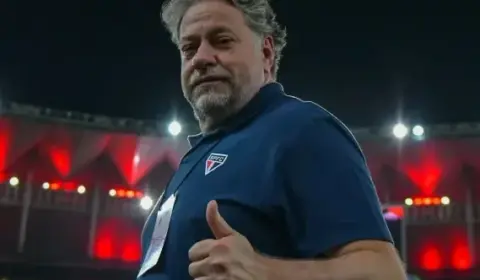 Casares pede desculpas à torcida do São Paulo, mas faz alerta: ‘Processo difícil’