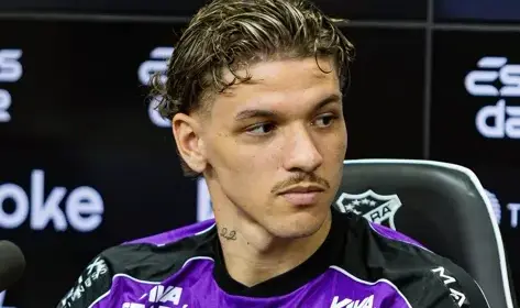 Ceará anuncia retorno de Lucca Holanda para o Brasileirão 2025