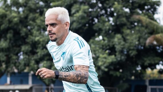Fagner, ala do Cruzeiro (foto: Gustavo Aleixo/Cruzeiro)