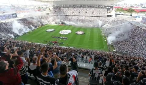 Corinthians quer pelo menos R$ 60 milhões por ano para negociar naming rights da arena