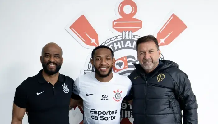 Corinthians tem nova dívida internacional e futuro indefinido no mercado