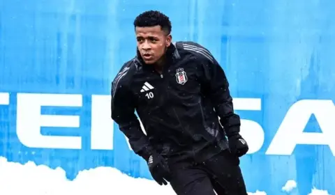 Cruzeiro anuncia Keny Arroyo e fecha contrato até 2029