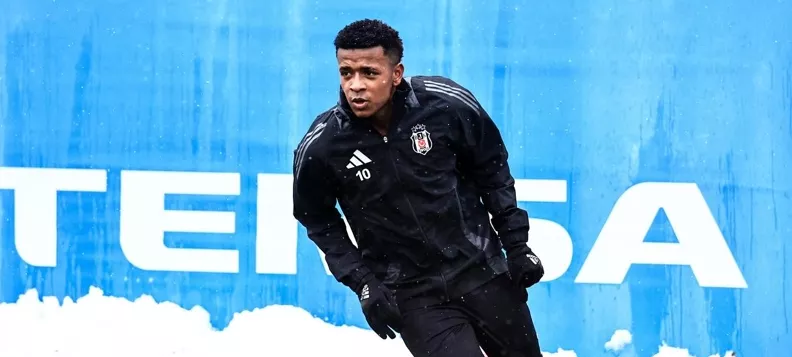 Cruzeiro anuncia Keny Arroyo e fecha contrato até 2029