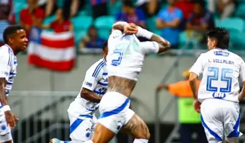 Cruzeiro provoca Bahia após vitória e cutuca Rogério Ceni