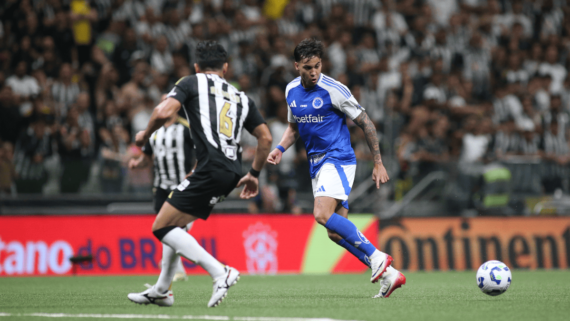Jogadores de Cruzeiro e Atlético pela ida das quartas de final da Copa do Brasil (foto: Edesio Ferreira/EM/DA Press)