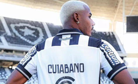 Cuiabano volta ao Botafogo e mira títulos até o fim de 2025