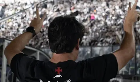 Diniz explica por que substituiu Vegetti cedo em vitória do Vasco sobre o Cruzeiro